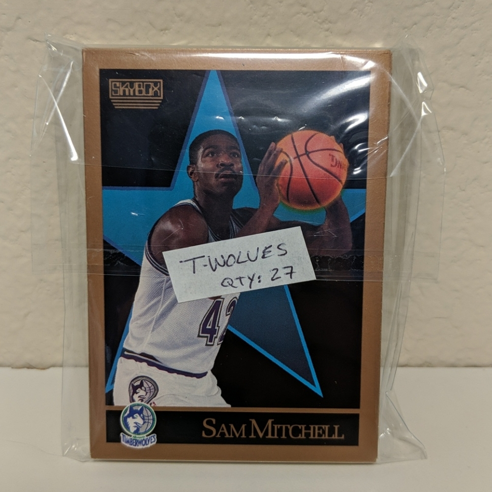 Minnesota Timberwolves Sports Card Pack - Picture 2 of 4